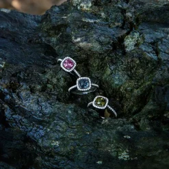 APM Monaco Bague Pave Pierre Carree Fuchsia^ Bagues