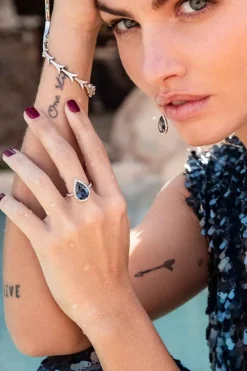 APM Monaco Bague Pave Poire Bleue^ Bagues