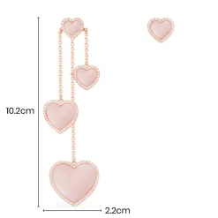 APM Monaco Boucles D'Oreilles Asymetriques Coeur En Nacre Rose^ Boucles D'Oreilles
