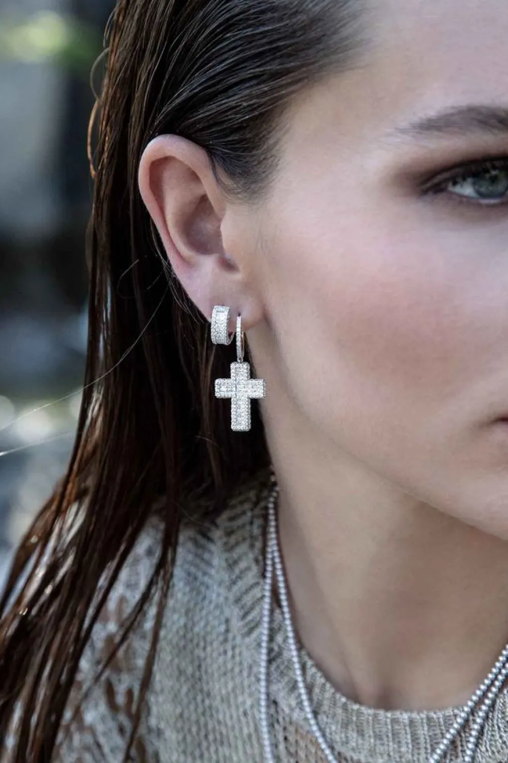 APM Monaco Boucles D'Oreilles Asymetriques Croix^ Boucles D'Oreilles