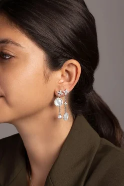 APM Monaco Boucles D'Oreilles Asymetriques Nacre Blanche Et Perle Tombante - Argent^ Boucles D'Oreilles