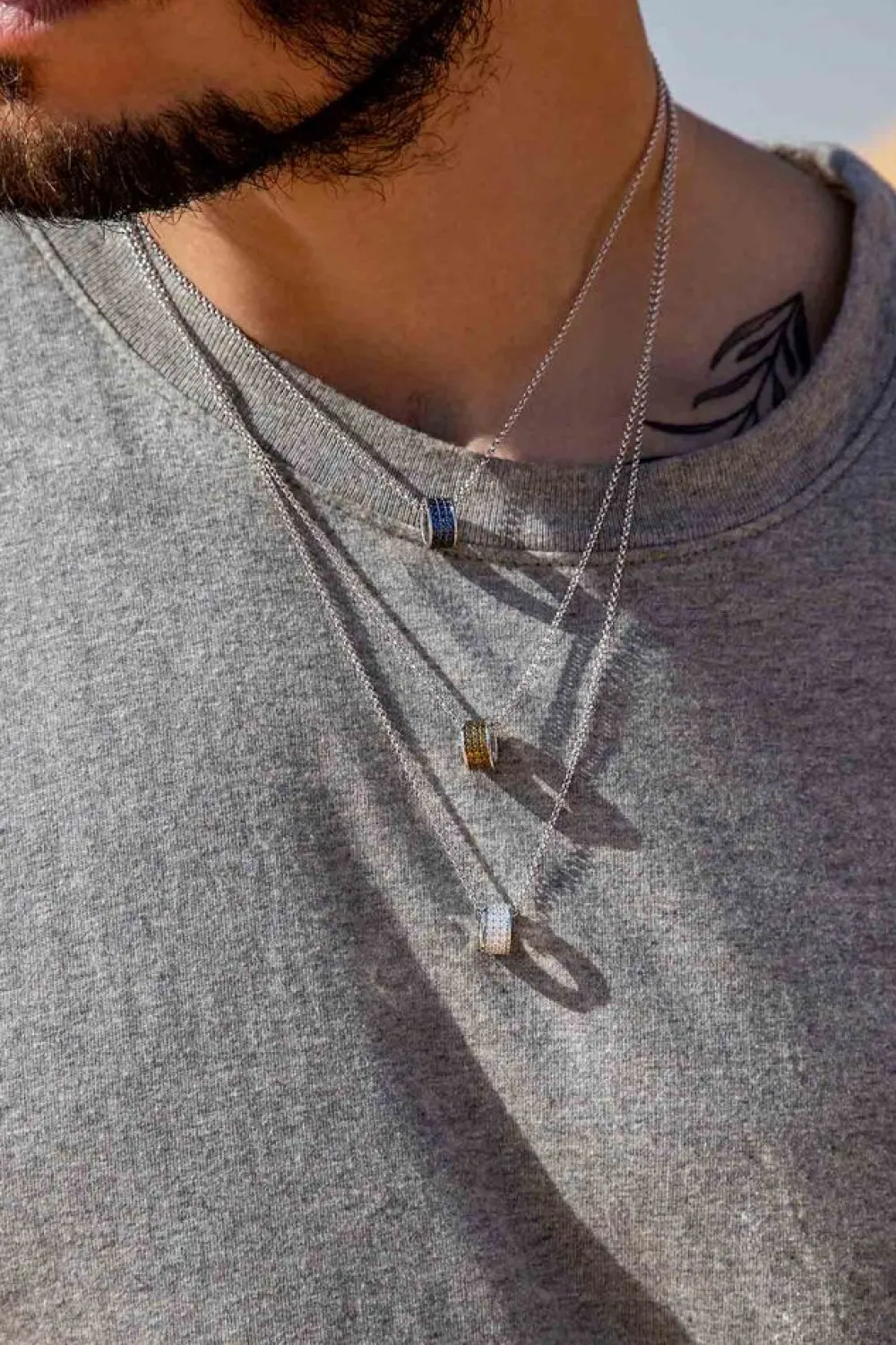 APM Monaco Collier Ajustable Avec Pendentif Anneau Pave^ Colliers