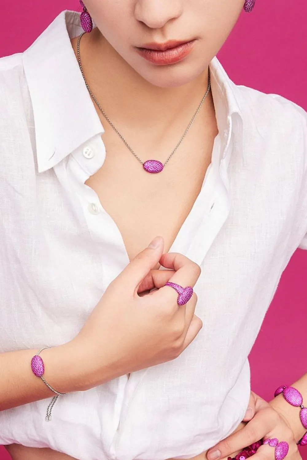 APM Monaco Collier Ajustable Ovale Fuchsia^ Colliers