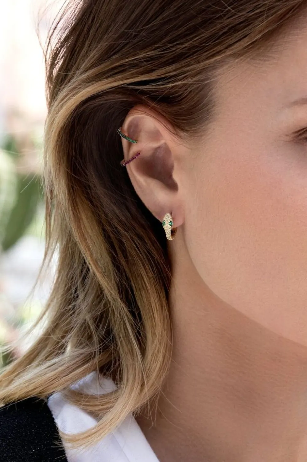 APM Monaco Creoles Serpent Avec Pierres Vertes^ Boucles D'Oreilles