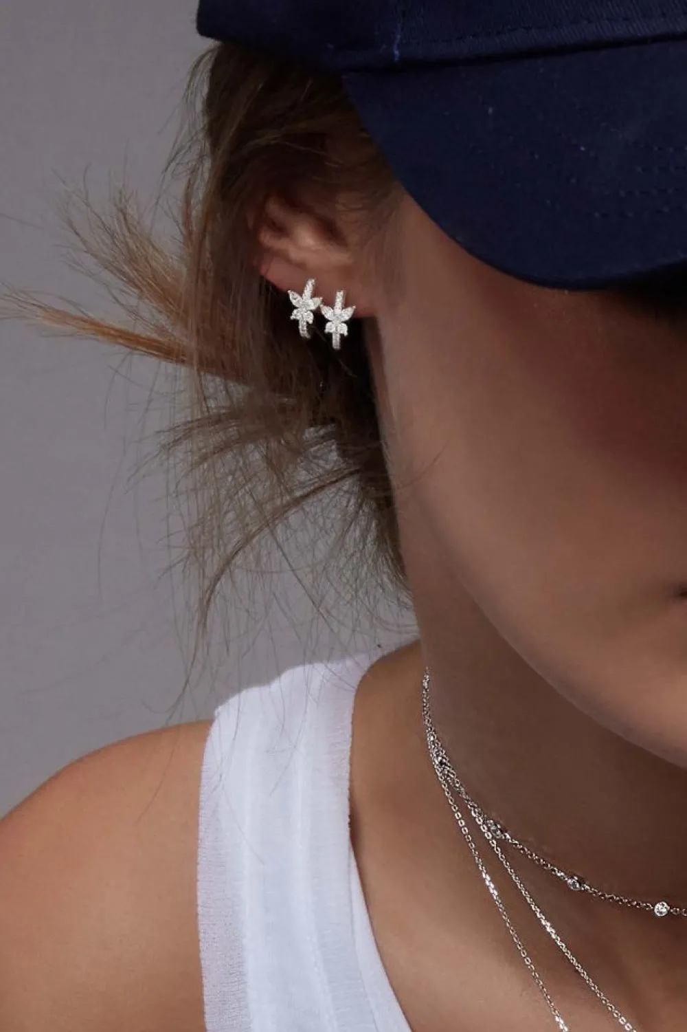 APM Monaco Petites Creoles Papillon^ Boucles D'Oreilles